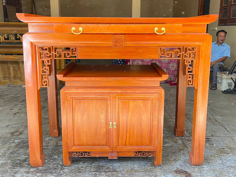 Mẫu bàn thờ chung cư BCC002